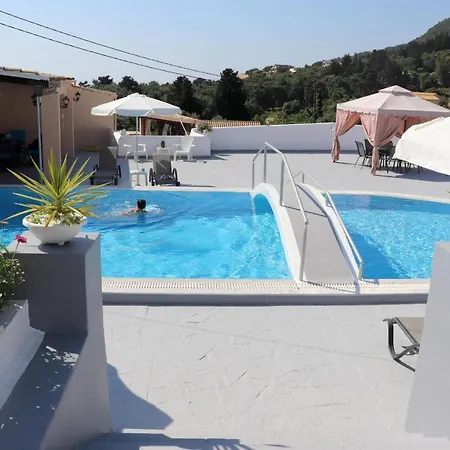 Apartment Loukia's 1 *