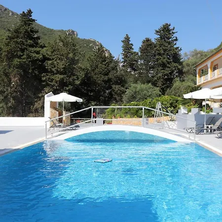 Loukia's 1 * Paramonas (Corfu)
