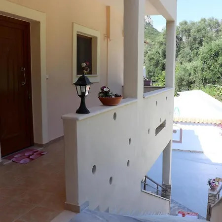 Apartment Loukia's 1
